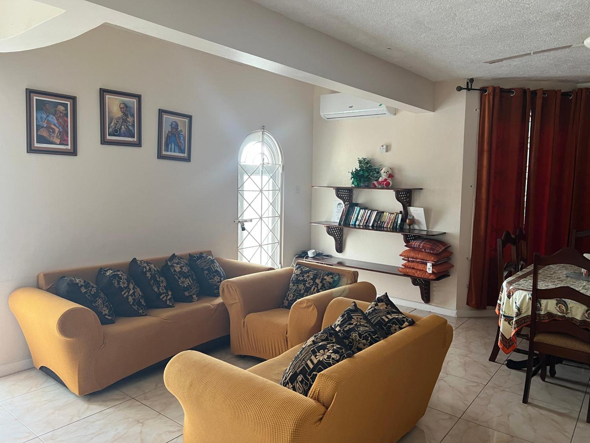 Pampered In Paradise Near Ian Fleming Airport Ocj Ocho Rios Exterior photo